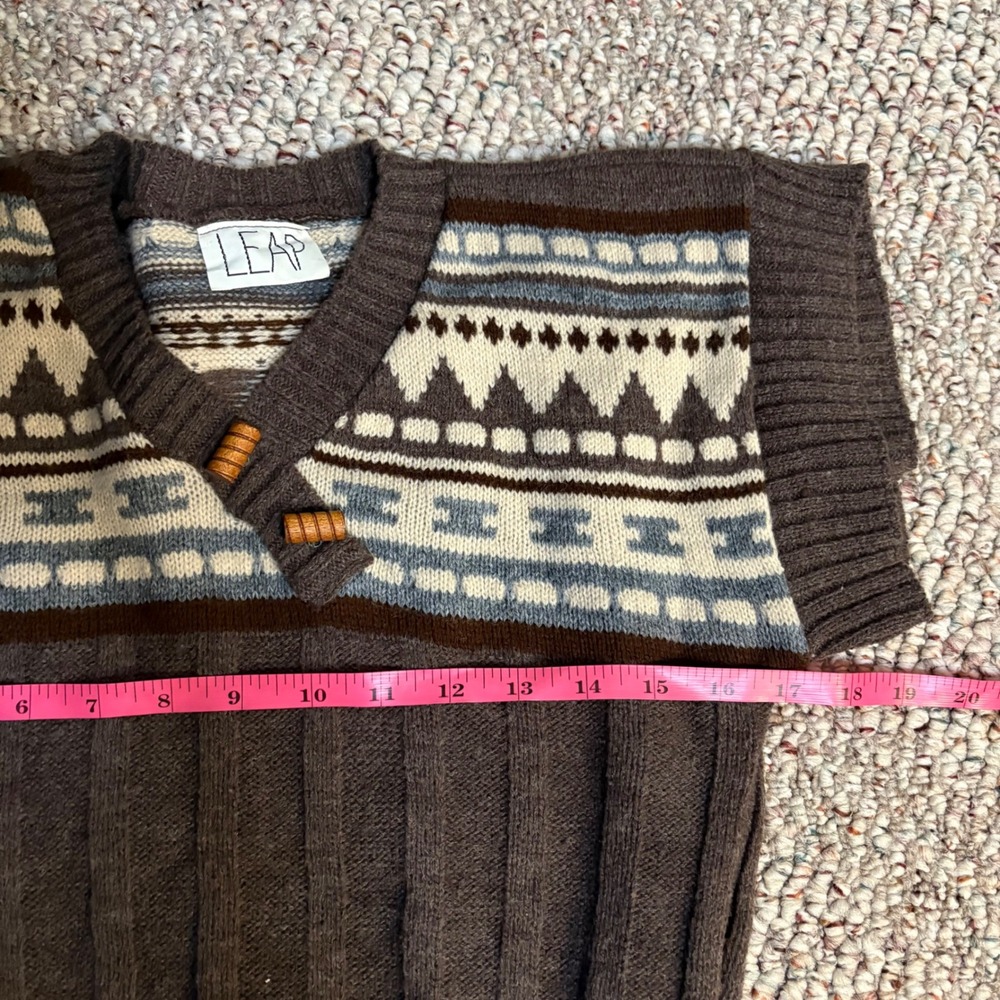 Vintage LEAP Women's Brown Fair‎ Isle Knit V Neck Sleeveless Sweater Vest - Picture 5 of 6